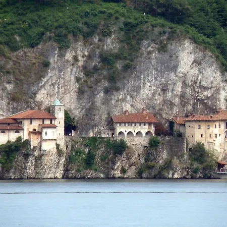 Apartment Maggiore House Dumenza